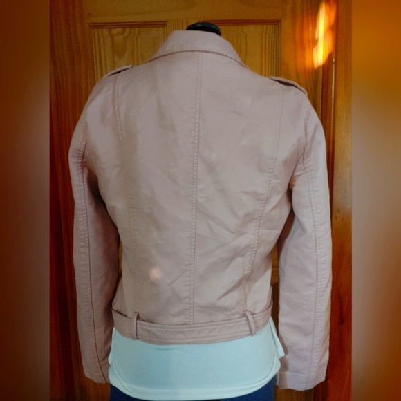 PINK pleather biker style jacket with zippers straps buttons faux leather + belt - Picture 2 of 5
